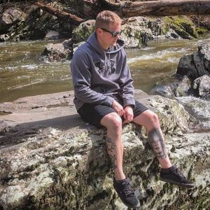 Meet your Posher, Corey